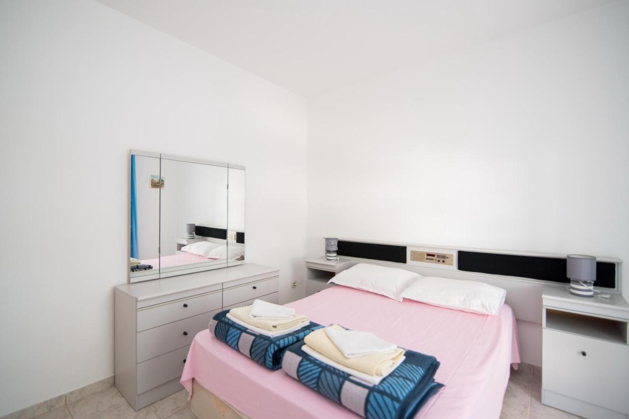 סופטאר Apartments Pinija מראה חיצוני תמונה