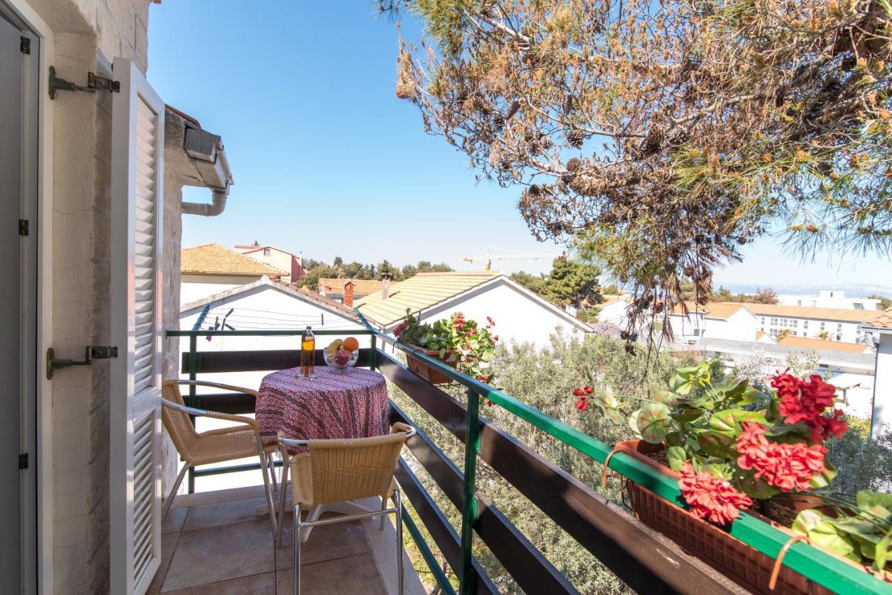 סופטאר Apartments Pinija מראה חיצוני תמונה