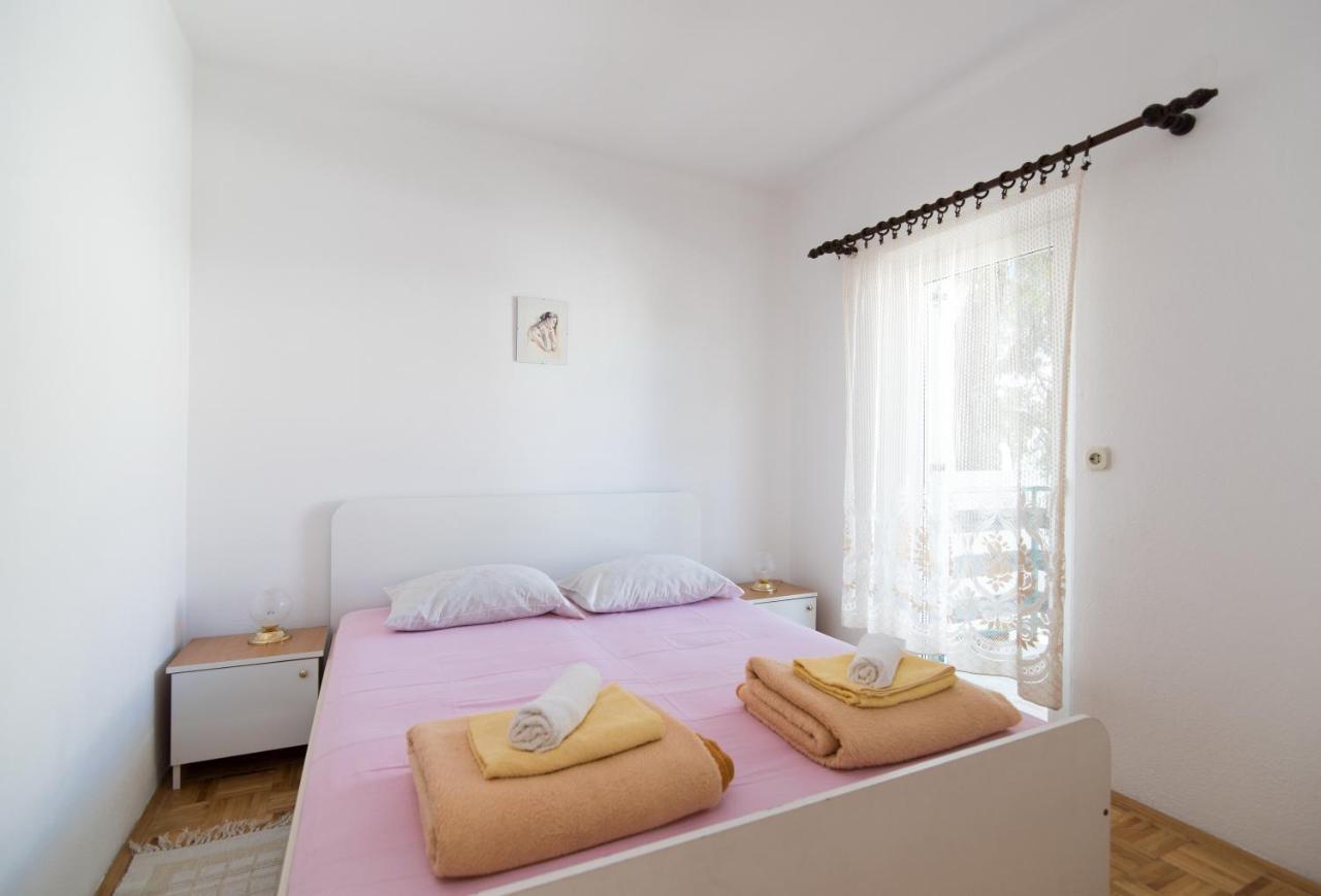 סופטאר Apartments Pinija מראה חיצוני תמונה