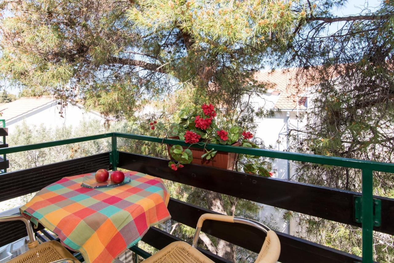 סופטאר Apartments Pinija מראה חיצוני תמונה